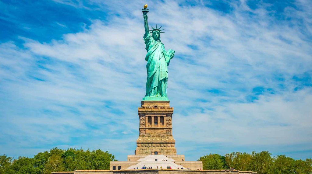 ai cgaria Statue-of-Liberty-National-Monument